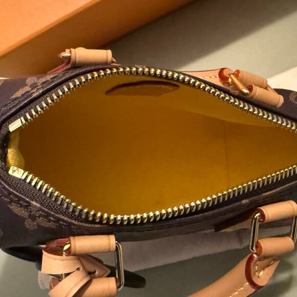 New LOUIS VUITTON 57th Street NYC Nano Speedy Exclusive Limited Edition Bag - Picture 11 of 16